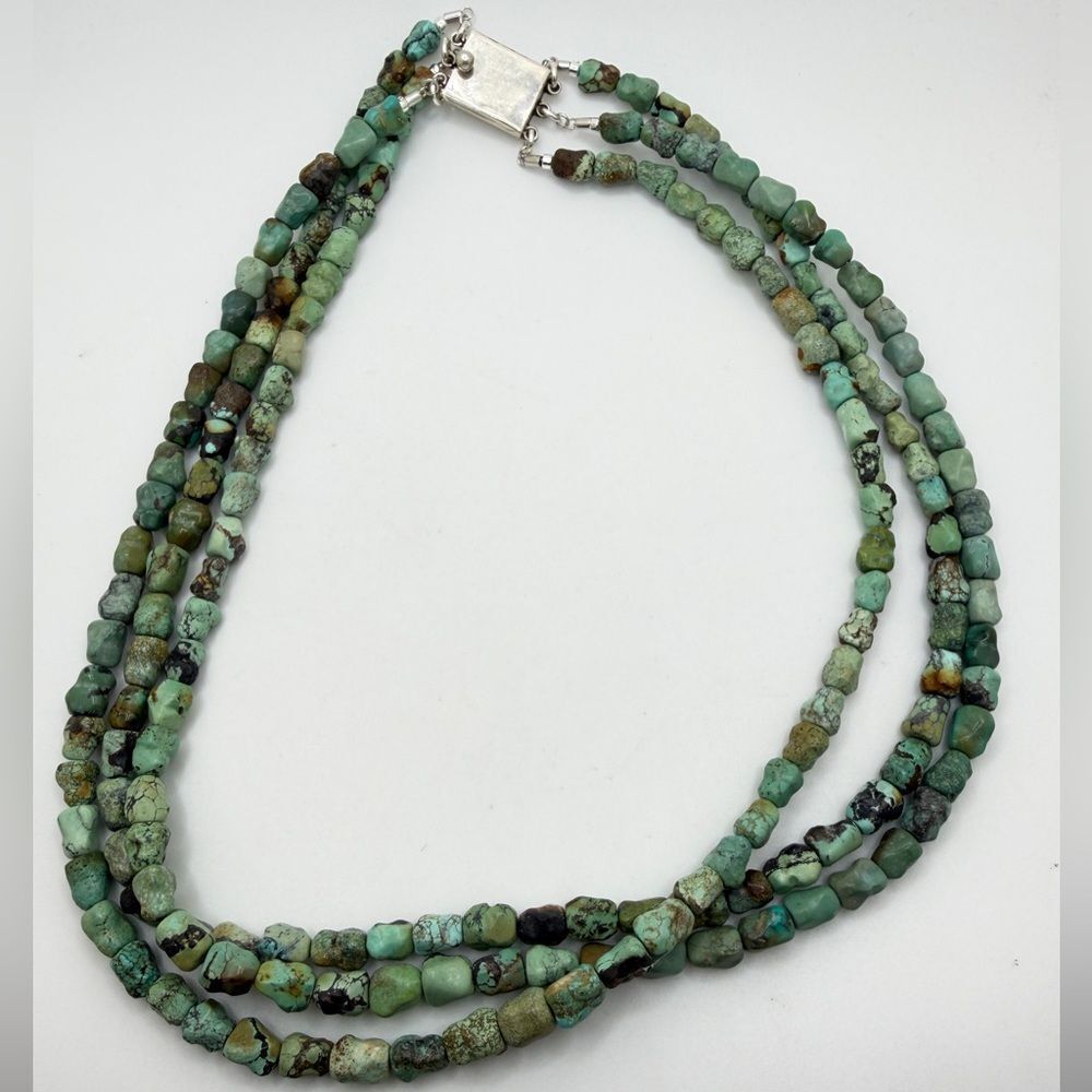 22" Three strands of SOLID Turquoise beads w/ vintage 925 TAXCO clasp! - Picture 11 of 15